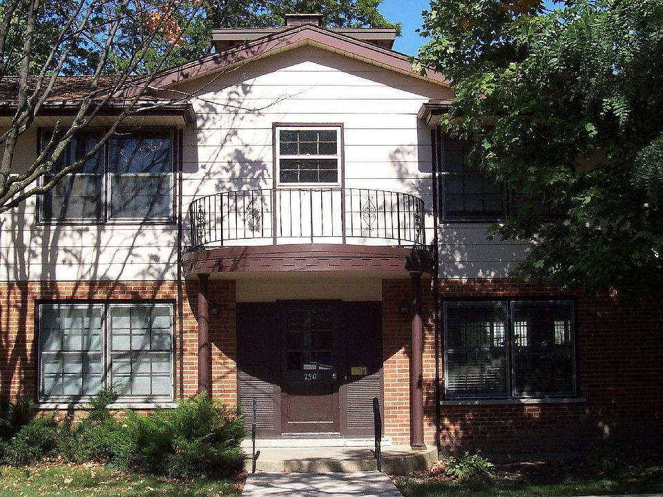 230 Washington Square, Unit D