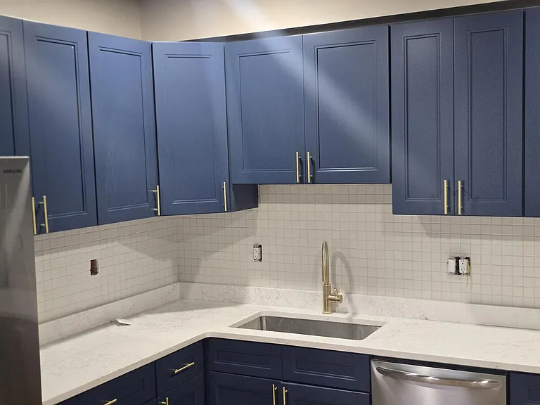 2122 N Pine St #1 — Photo 2