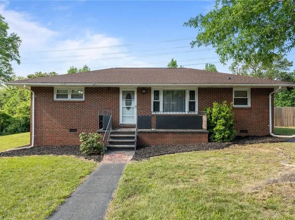 464 Camp Rd, Burlington, NC 27217