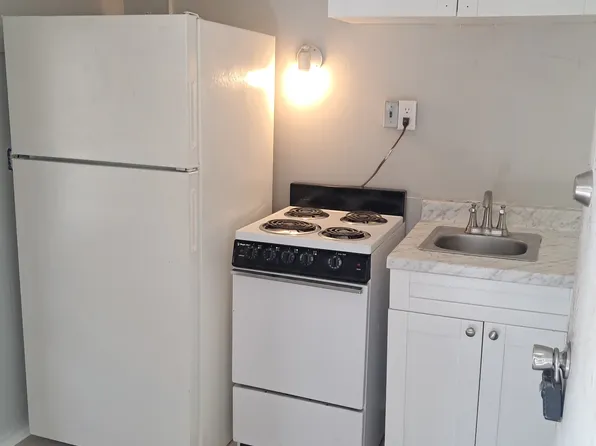 411 24th St W #411, Jacksonville, FL 32206