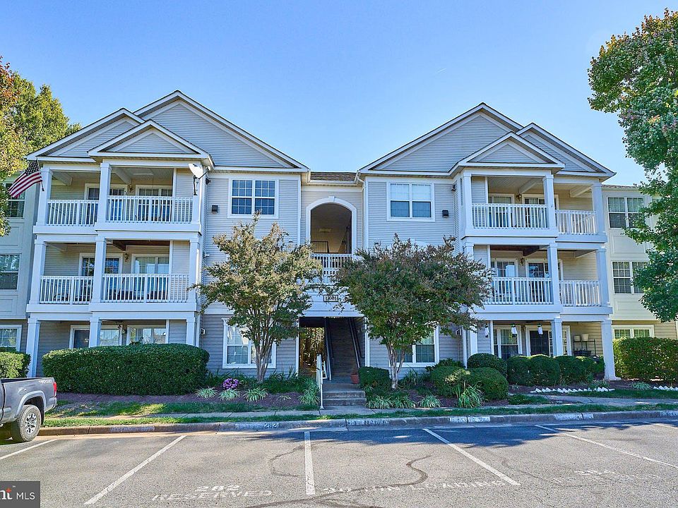 1st image of 11001 Kinship Ct APT 301