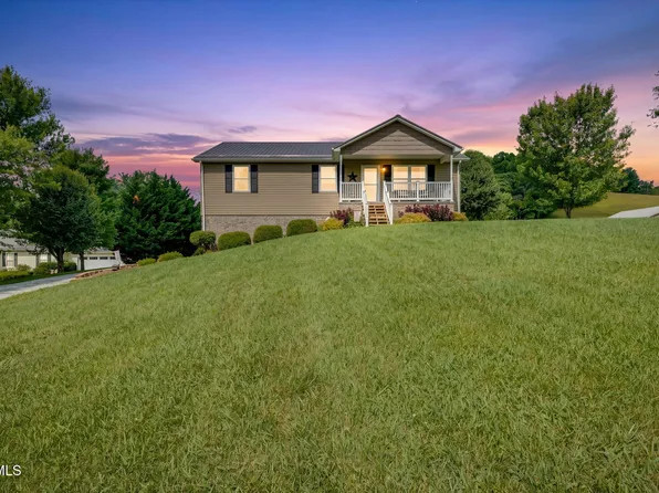 873 Sycamore Shoals Dr, Elizabethton, TN 37643