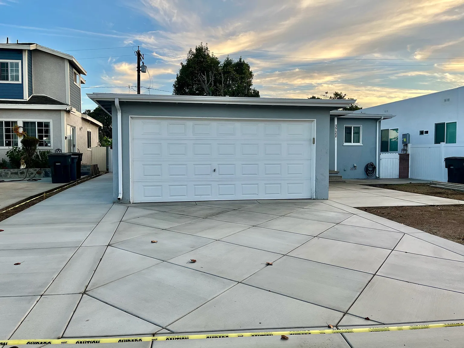 3 bed, 1.5 bath, 1168 sqft, $3,900 — Photo 2