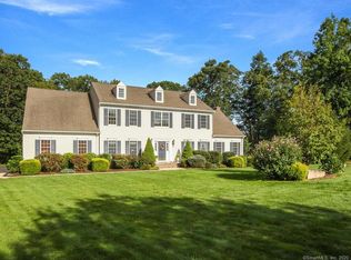 324 Kinne Rd, Glastonbury, CT 06033