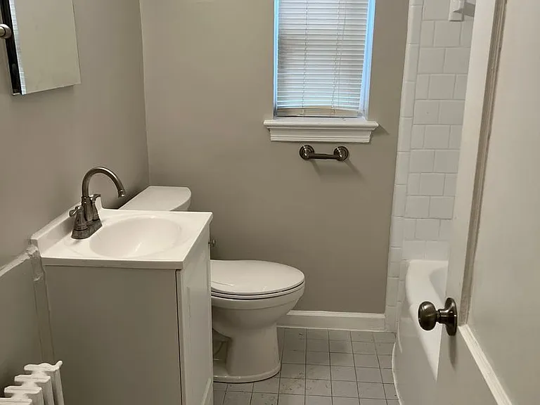 40 N. Summit Avenue — Photo 10