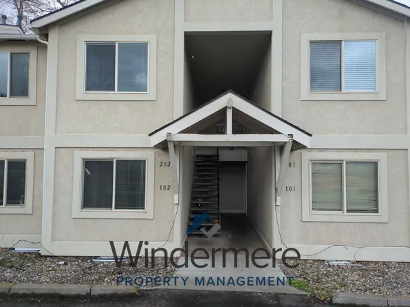 1910 J St APT 202, Walla Walla, WA 99362