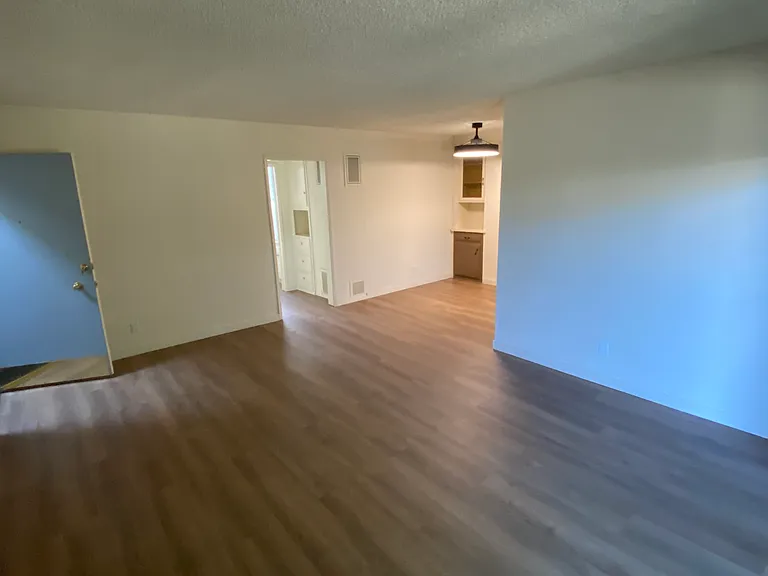 3526 Mentone Ave #7 — Photo 3