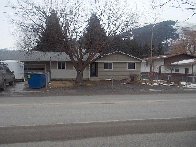 1st image of 2412 Duncan Dr