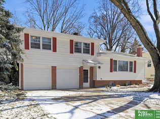 3205 S 109th St, Omaha, NE 68144