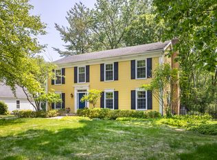 715 Smoke Tree Rd, Deerfield, IL 60015