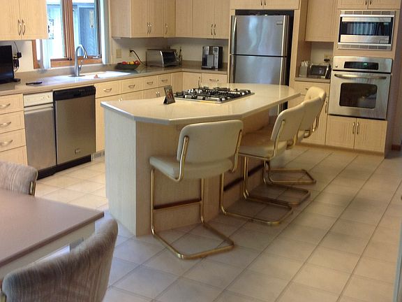 5th image of 4000 Orangewood Dr