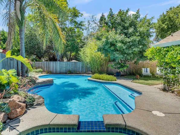 9366 Savin Pl, Elk Grove, CA 95624