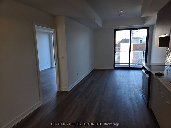 5th image of 2075 Lakeshore Rd #302