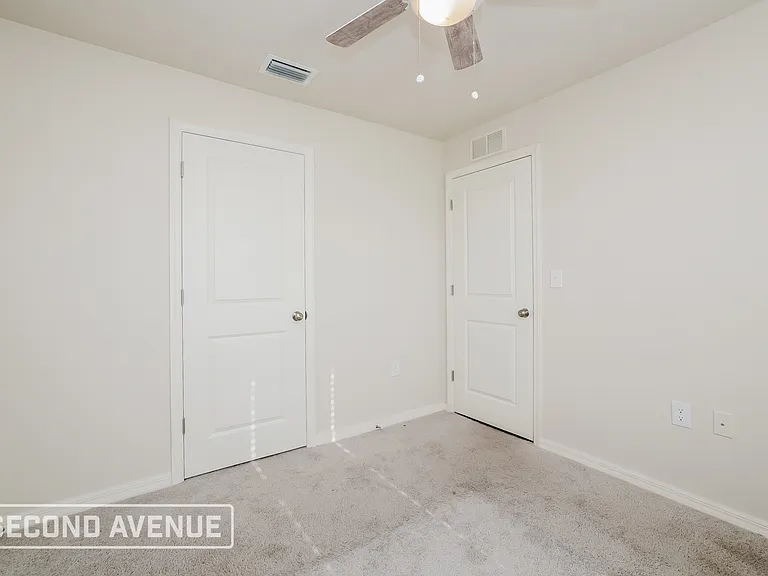 1025 Halby Ave S — Photo 17