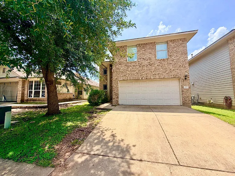 3403 Wickham Ln — Photo 1