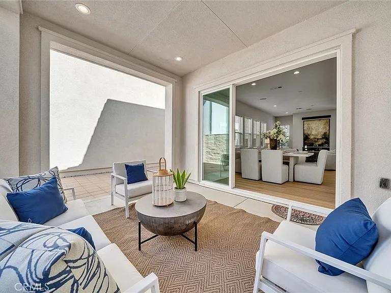 141 Edna Pkwy — Photo 6
