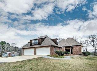 154 Triple Oaks Rd, Pelahatchie, MS 39145