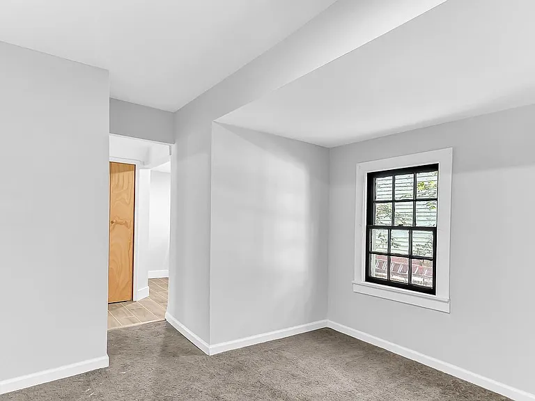 211 Walnut St — Photo 19