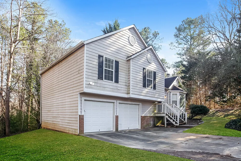 Building Photo - 75 Harrow Ct