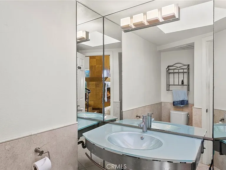 207 La Jolla Dr — Photo 11