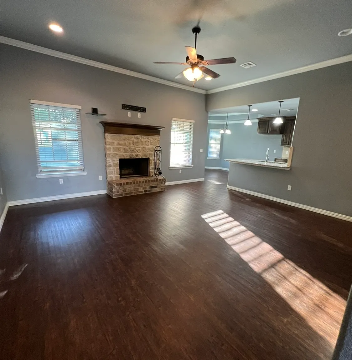 4 bed, 1528 sqft, $1,750 — Photo 2