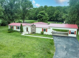 2341 Fords Mill Rd, Paris, KY 40361