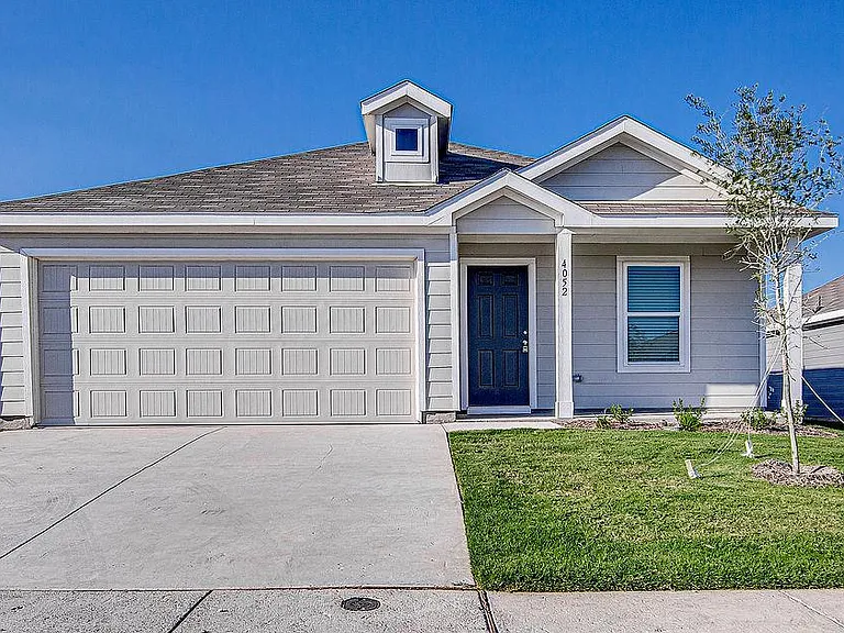 4052 Dublin Ridge Dr — Photo 1