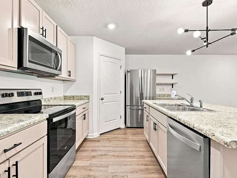 3284 Chapelwood Dr — Photo 9