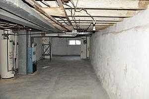 2nd image of 1518 N Alden St