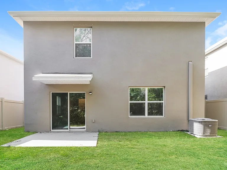 7561 Cypress Walk Dr — Photo 14