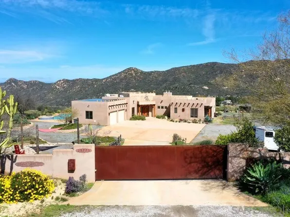 15775 Castle Peak Ln, Jamul, CA 91935