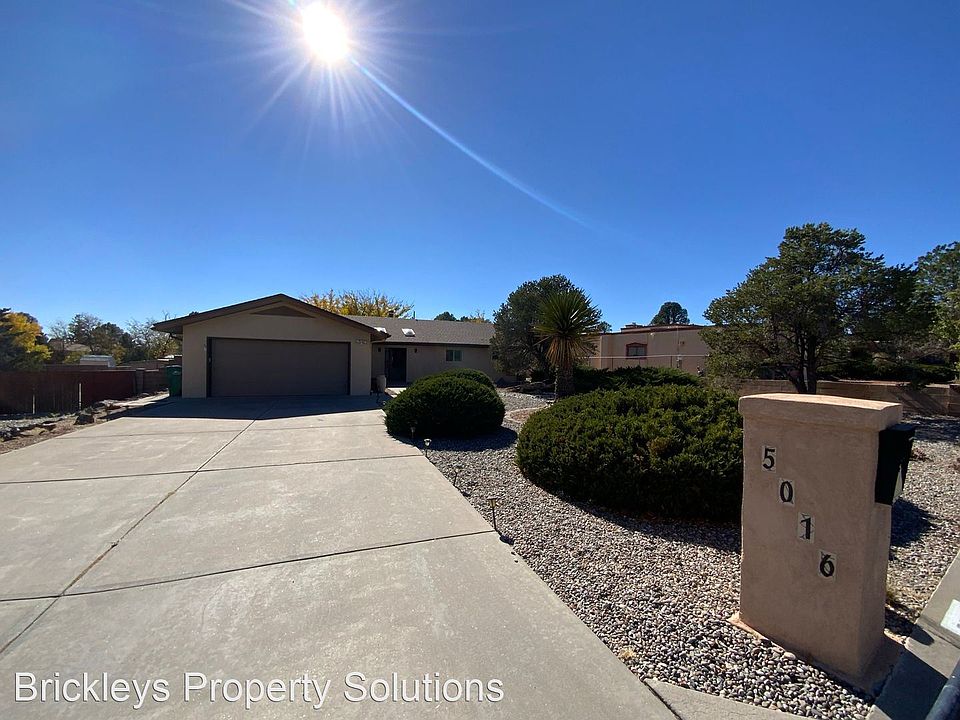 1st image of 5016 Russell Dr NW