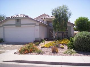 1050 N Robins Way, Chandler, AZ 85225