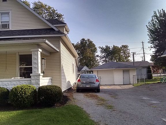 2nd image of 450 Dickinson Ave #Avw3-p9