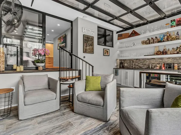 207 Huntington Street image 27 of 43