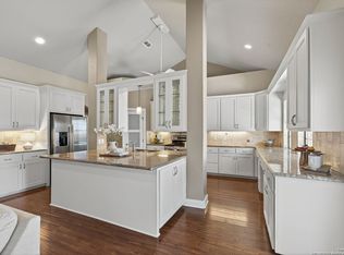 905 Cypress Pass Rd, Spring Branch, TX 78070