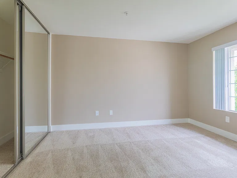 Park Regency Apartments — Photo 19