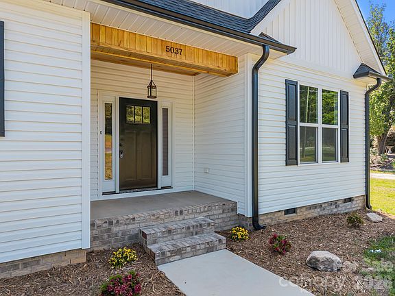 5th image of 5037 Faith Rd