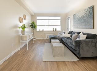 Red Deer Apts, Red Deer, AB T4R 3H5