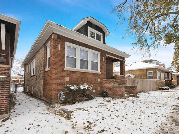 3rd image of 8040 S La Salle St #1