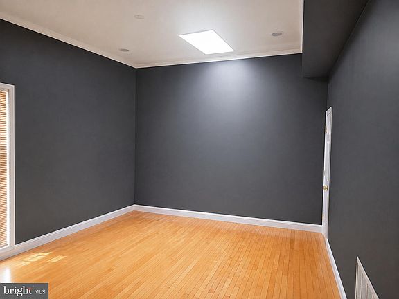 5th image of 4202 Grant St NE APT 302