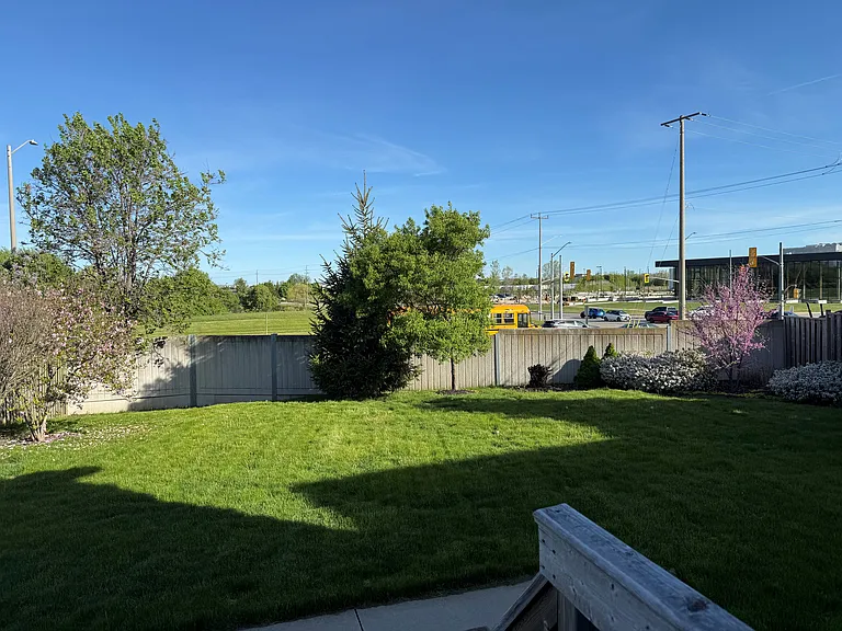 173 Hawkins Dr — Photo 11
