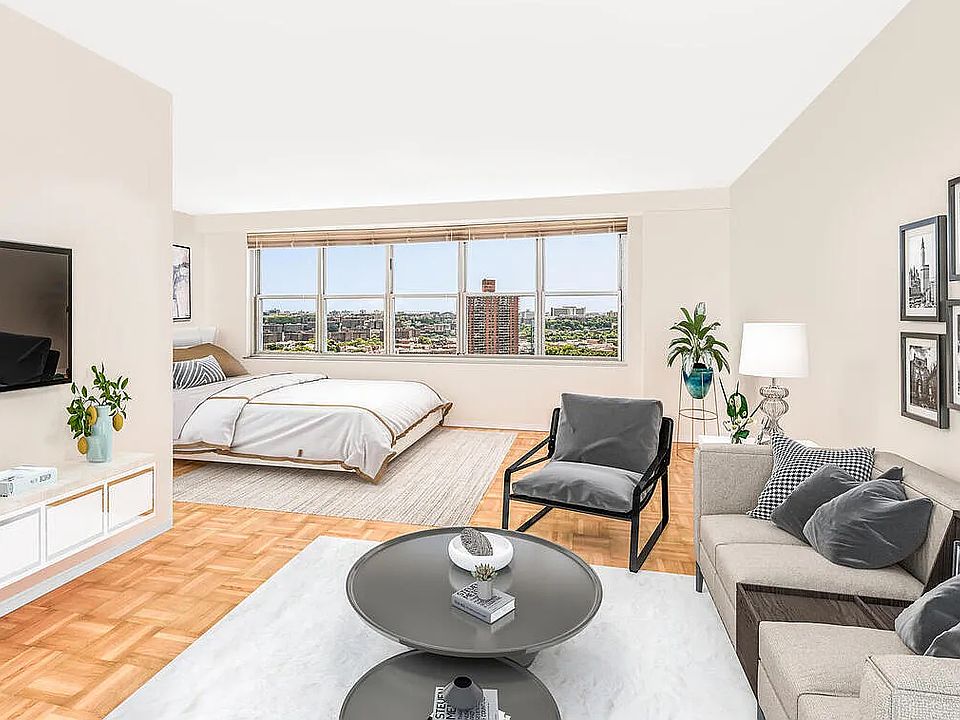 1st image of 555 Kappock St APT 17R