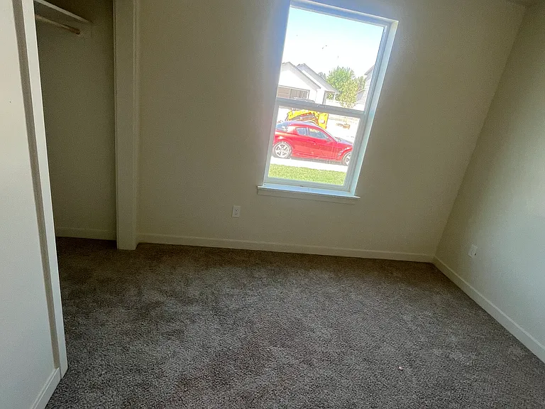 1810 Jensens Way #1810 — Photo 9