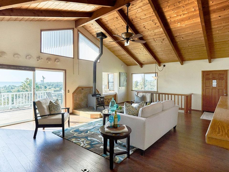 1st image of 120 Ventana Ct