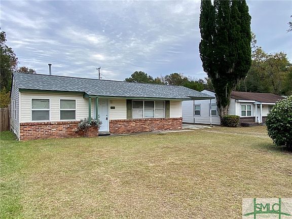 3rd image of 2210 N Fernwood Drive