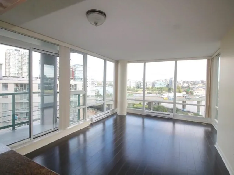 1003 Marinaside Cres #1103 — Photo 3