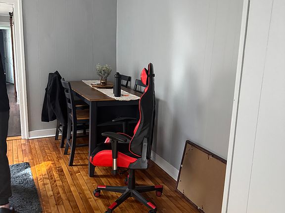 3rd image of 25 S Main St APT 1