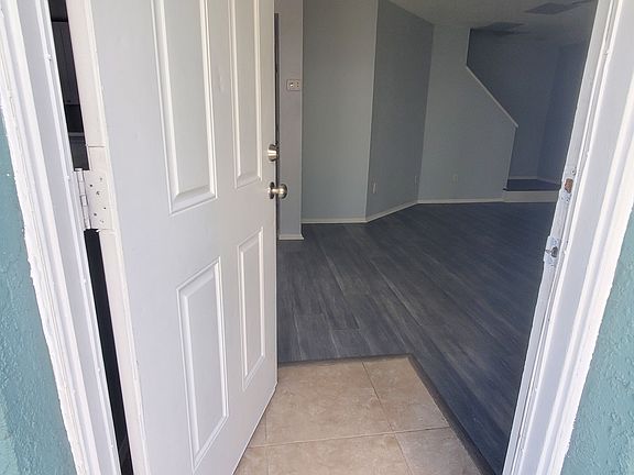 3rd image of 1661 Fluorshire Dr