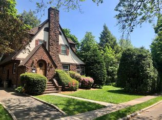 873 Red Rd, Teaneck, NJ 07666